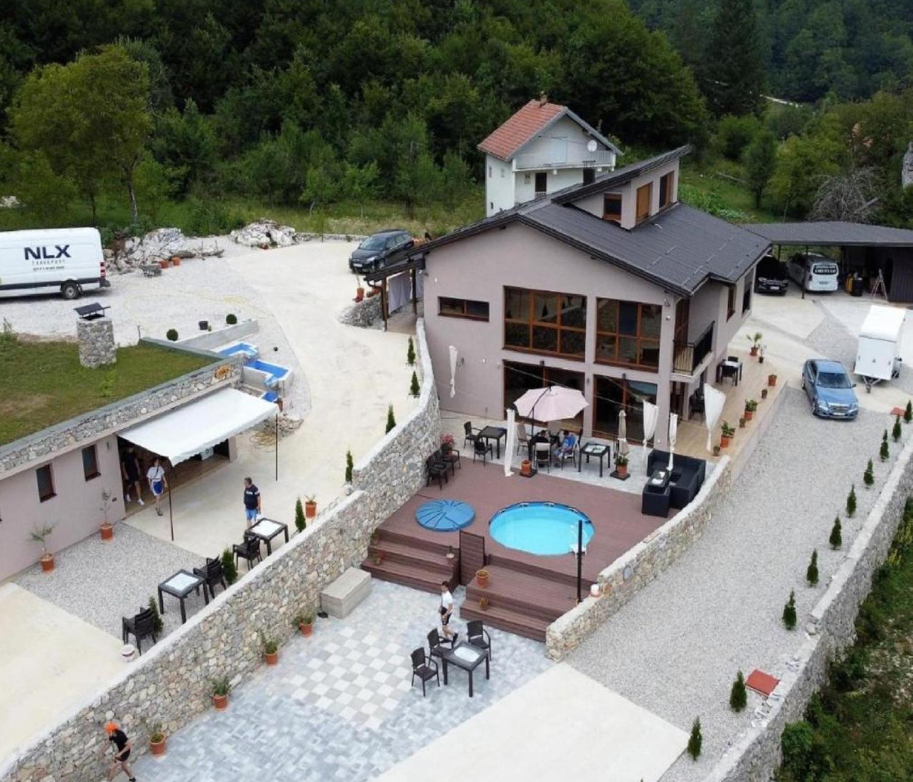 Josanica Bed&Breakfast Konjic Exterior foto